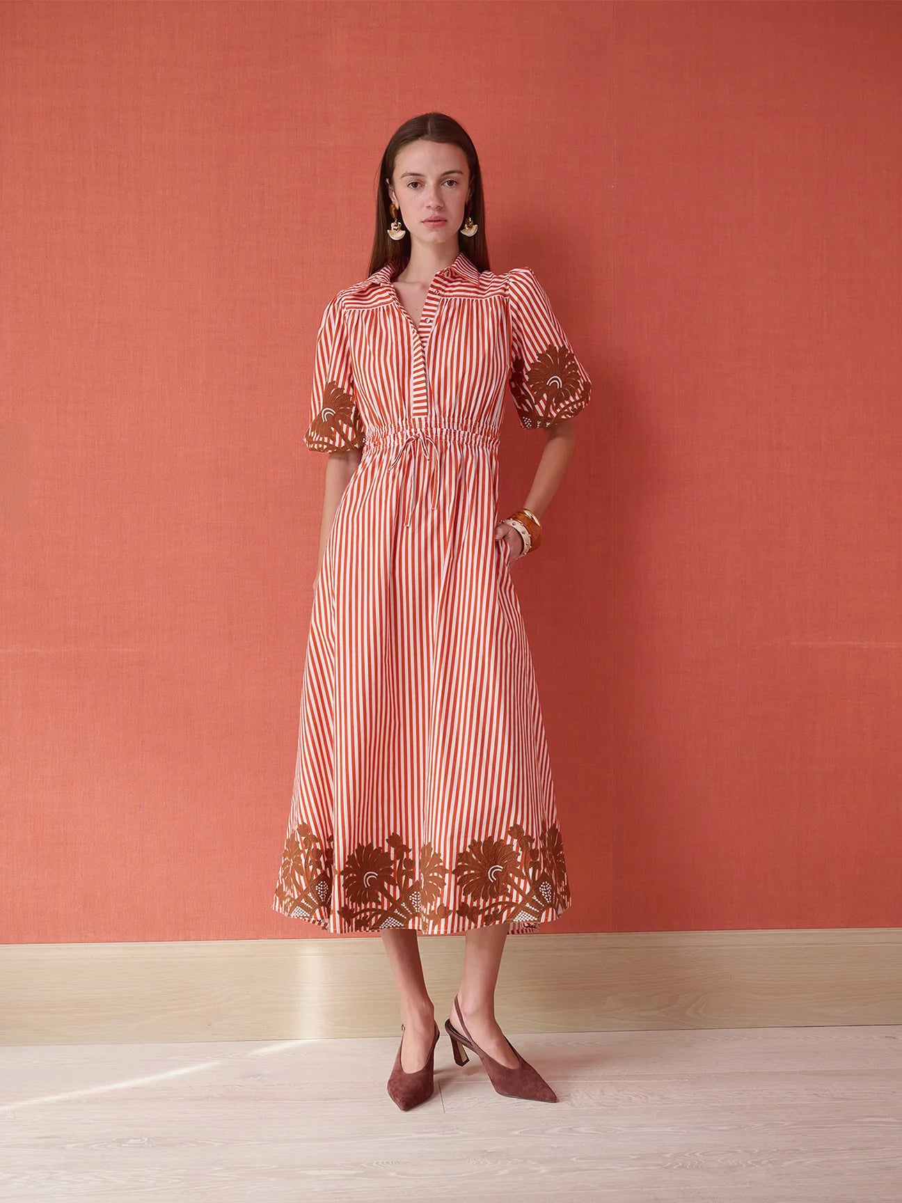 terracotta midi dress Banyan Puff Sleeve in Stripe X-Small / Red Details Brand Collection: SS26 REACTIVE Size:16.5 / 36 White Tie-Back Mini Skater