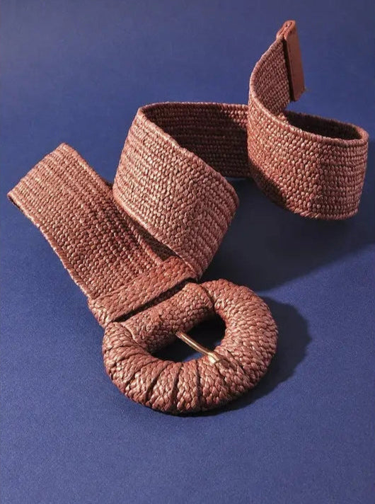 Wrapped Halfmoon Elastic Straw Belt in Taupe