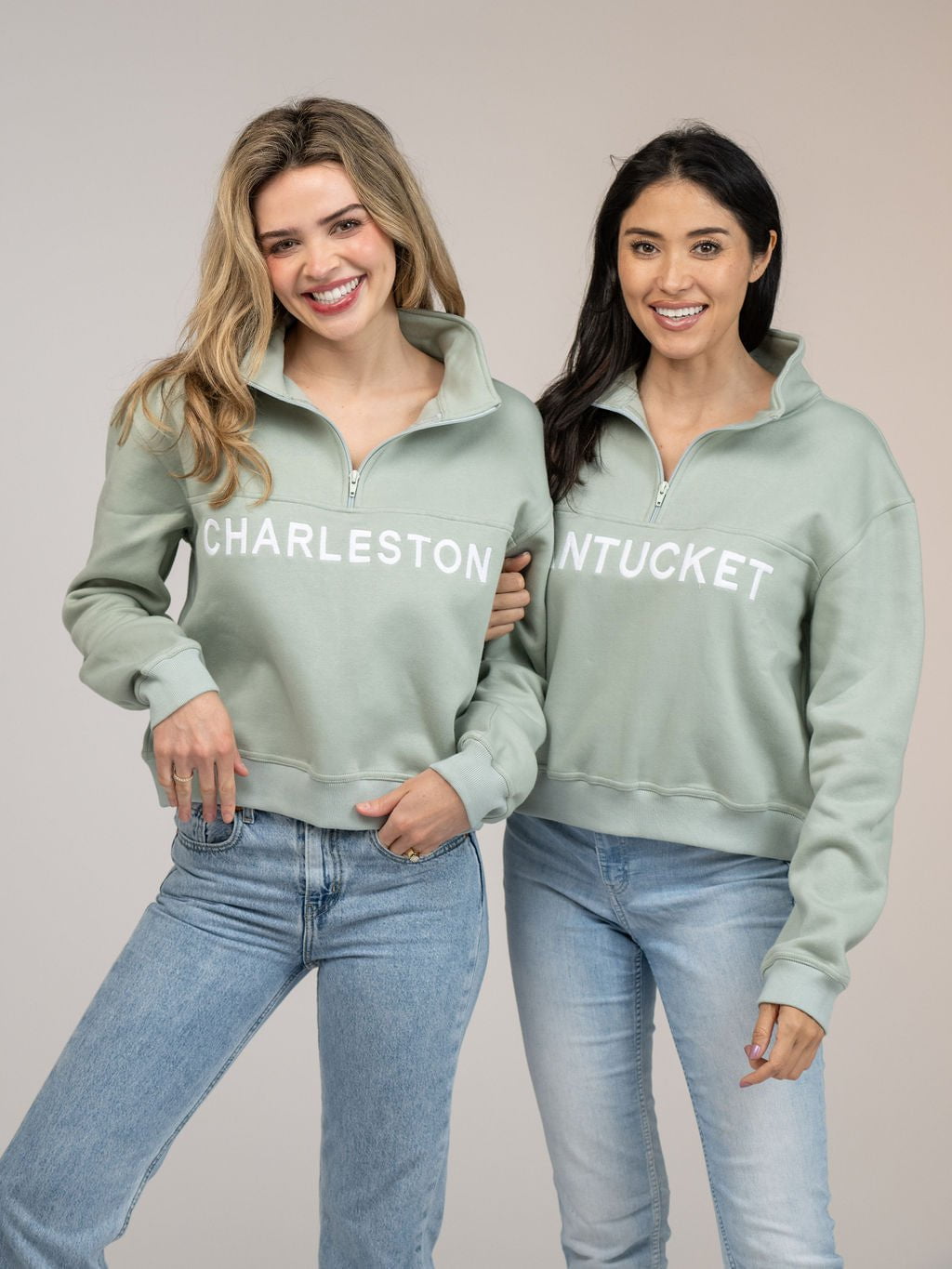 Beau & Ro Sweater Charleston Half Zip Sweatshirt in Green