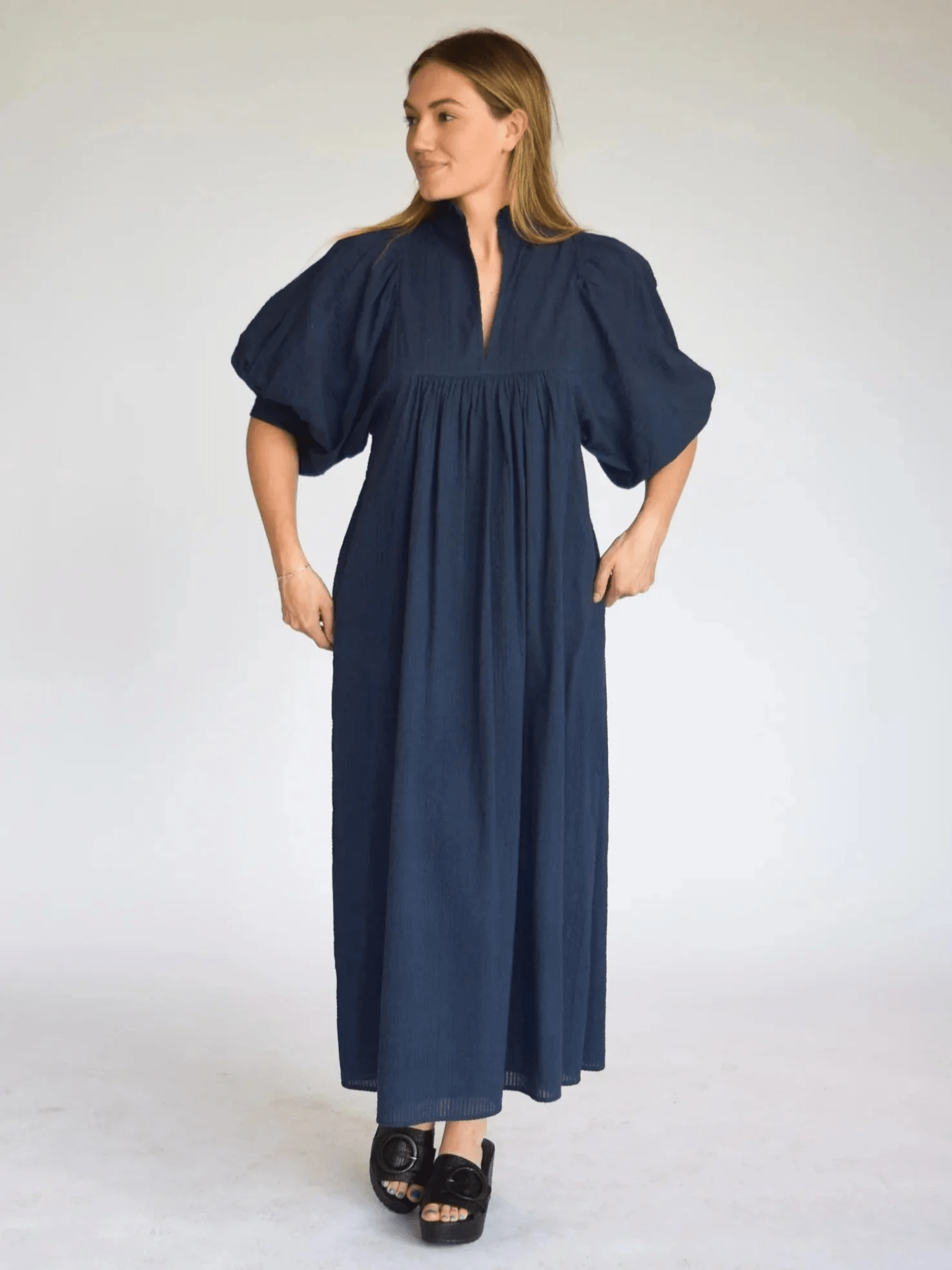 【BAU by Bride And You】Wide V-neck wool silk dress (D.navy) Azazie Bronwyn Dark Navy A-Line V-Neck Ruched Chiffon Dress