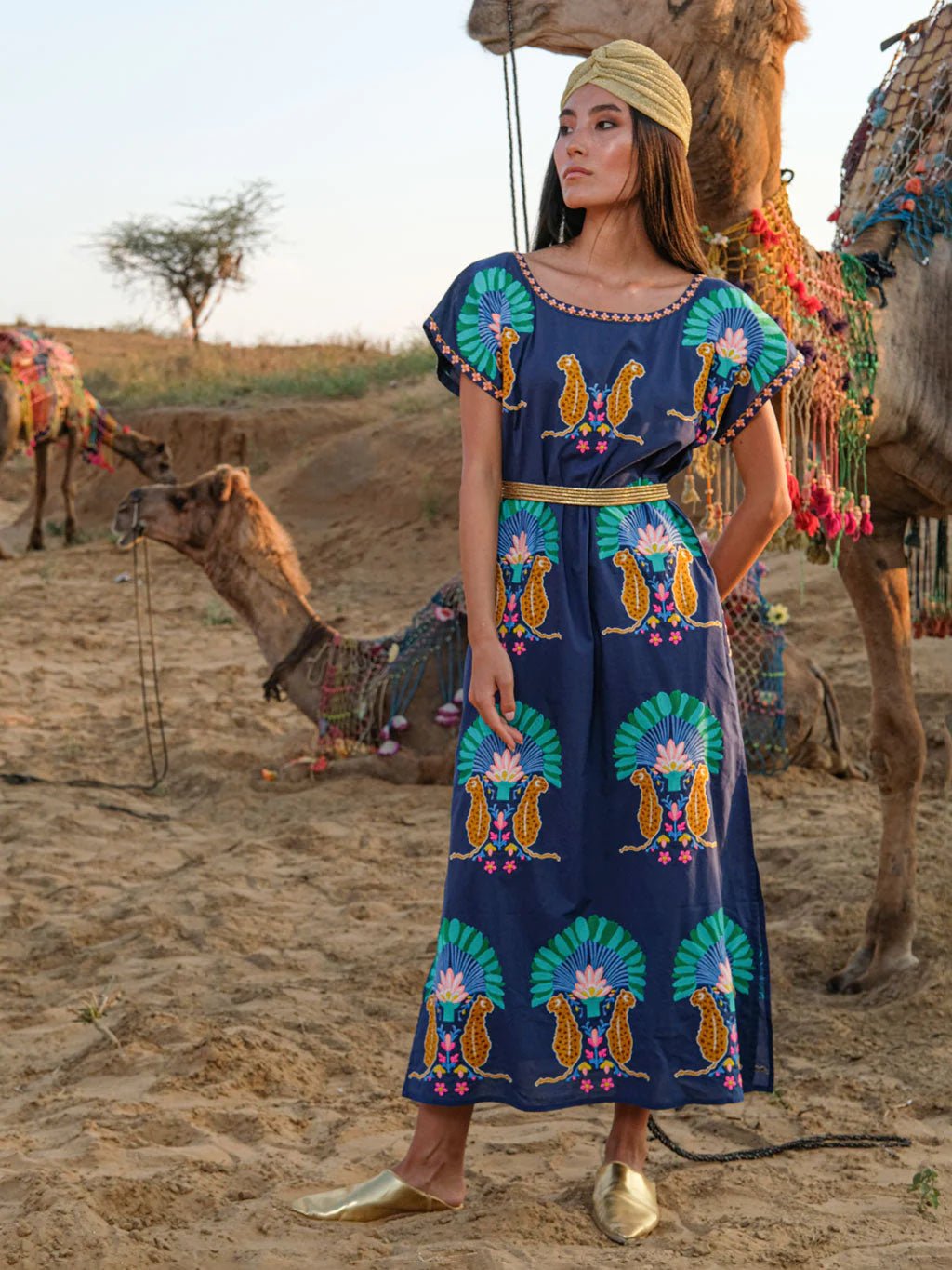 Malachite Kaftan Leo Embroidery on Navy – Beau & Ro