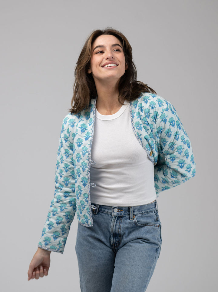 Quilted Cropped Jacket in White / Aqua