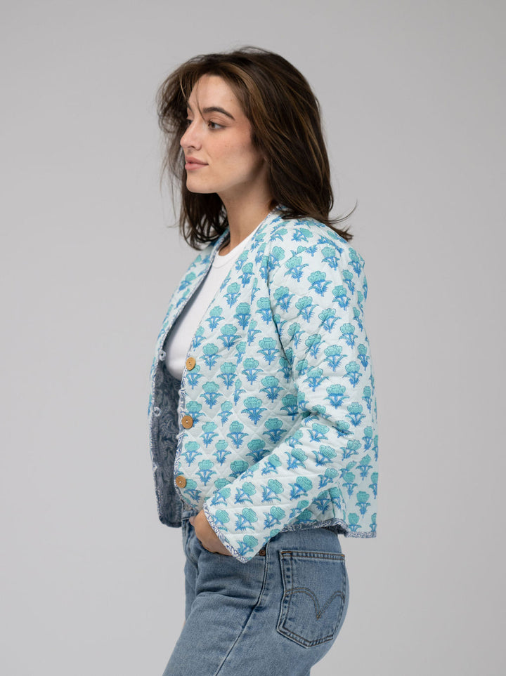 Quilted Cropped Jacket in White / Aqua