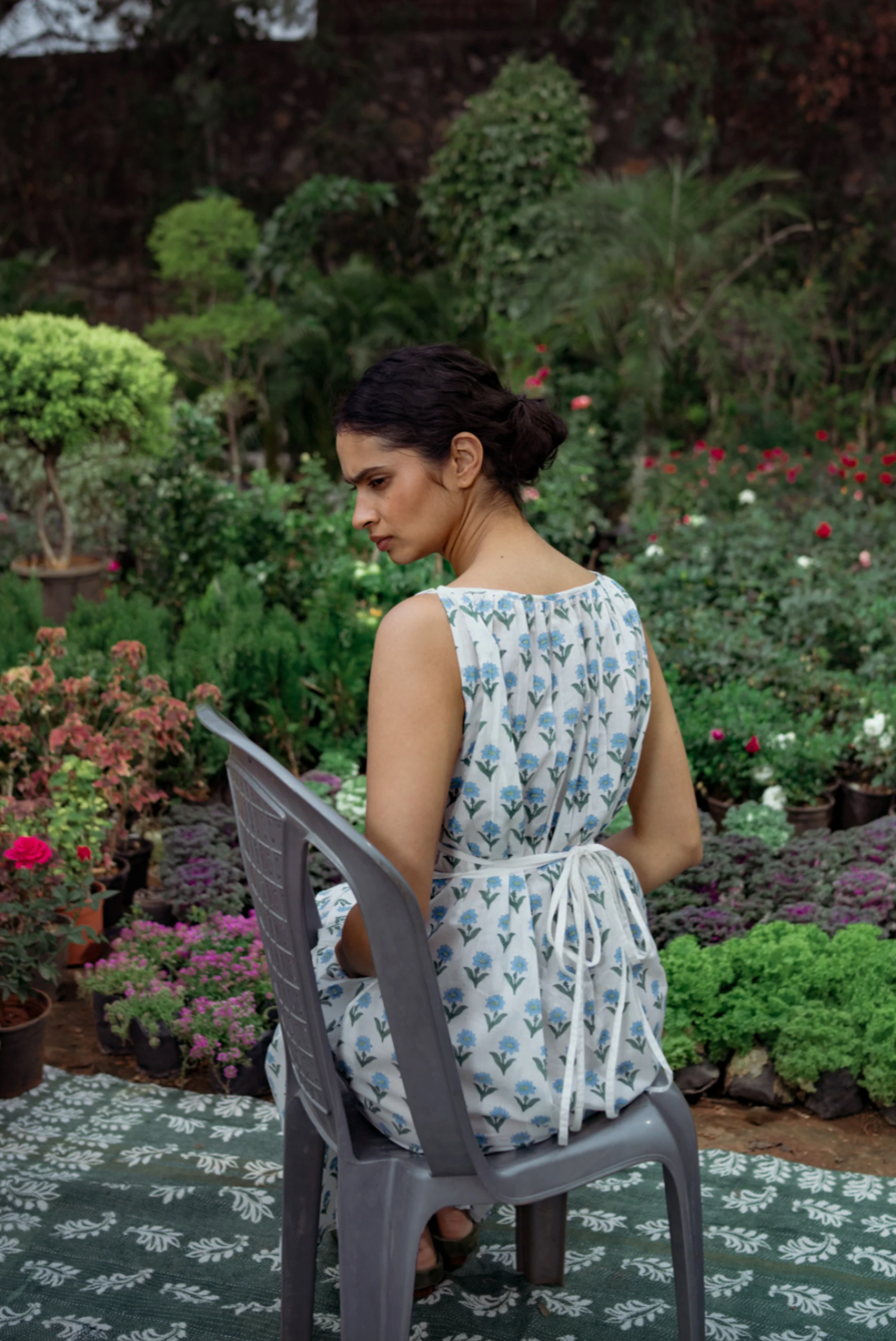 Athena Dress in Sky Kashmir Flower