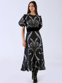 Beyond by Vera Dress Antonia Dress in Fountain Black
