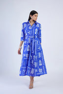 Beyond by Vera Dress Emily Dress in Sverige Indigo