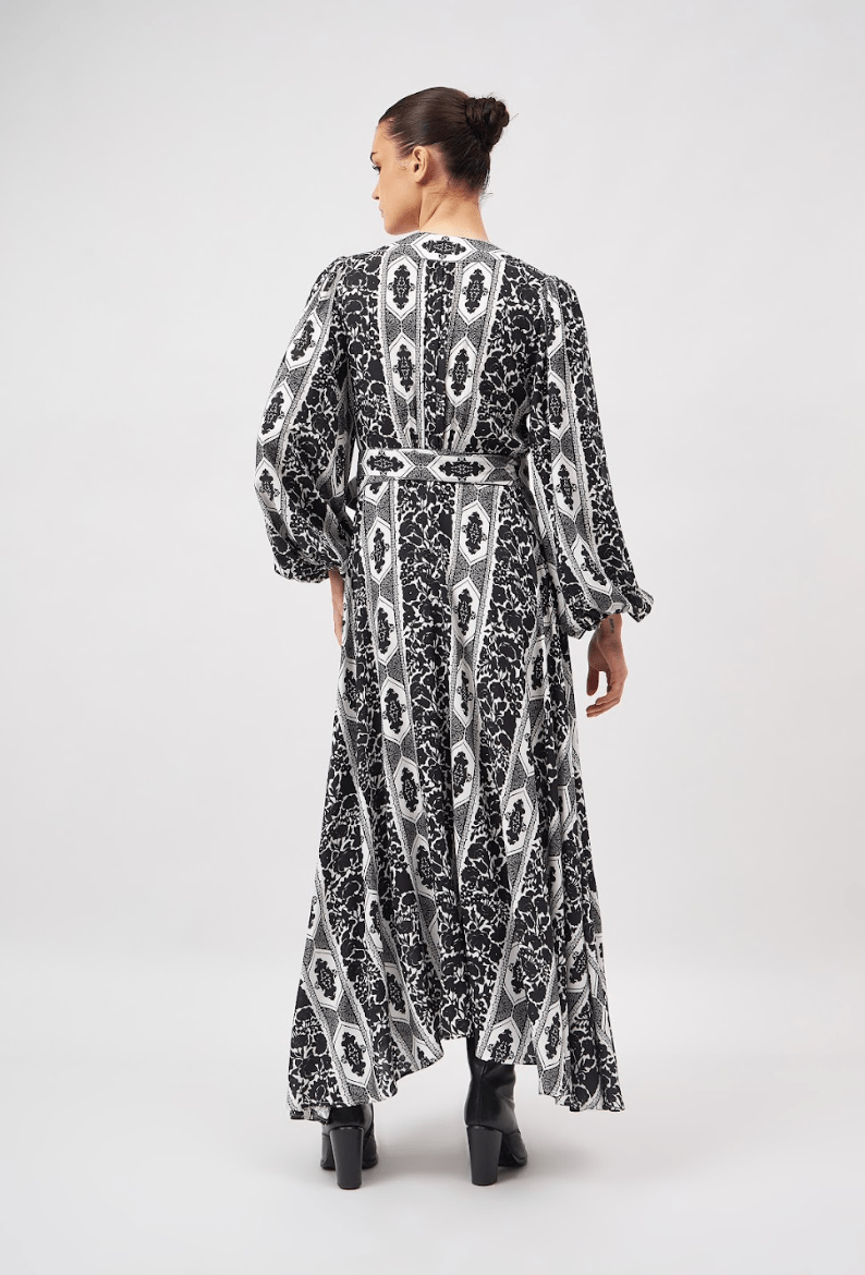 Beyond by Vera Dress Isabella Dress in Arabesque Black