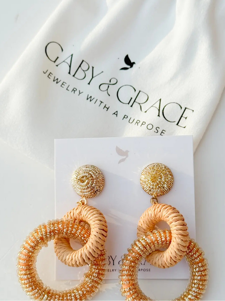 Nantucket Raffia Earrings in Blonde
