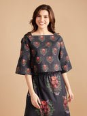 Double A Top Angie Top in Small Terrace