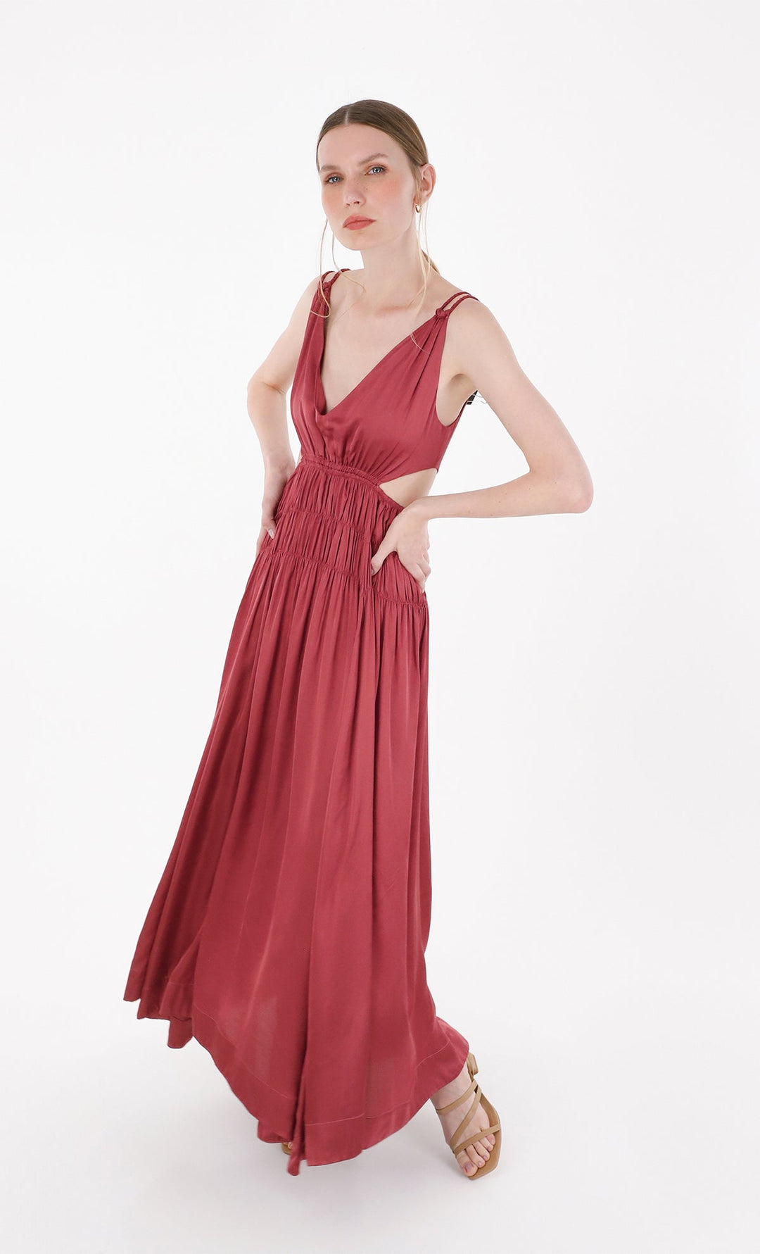 Especia Dress Lollo Long Dress in Red