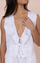 Juliet Dunn Top Scallop Embroidery Vest