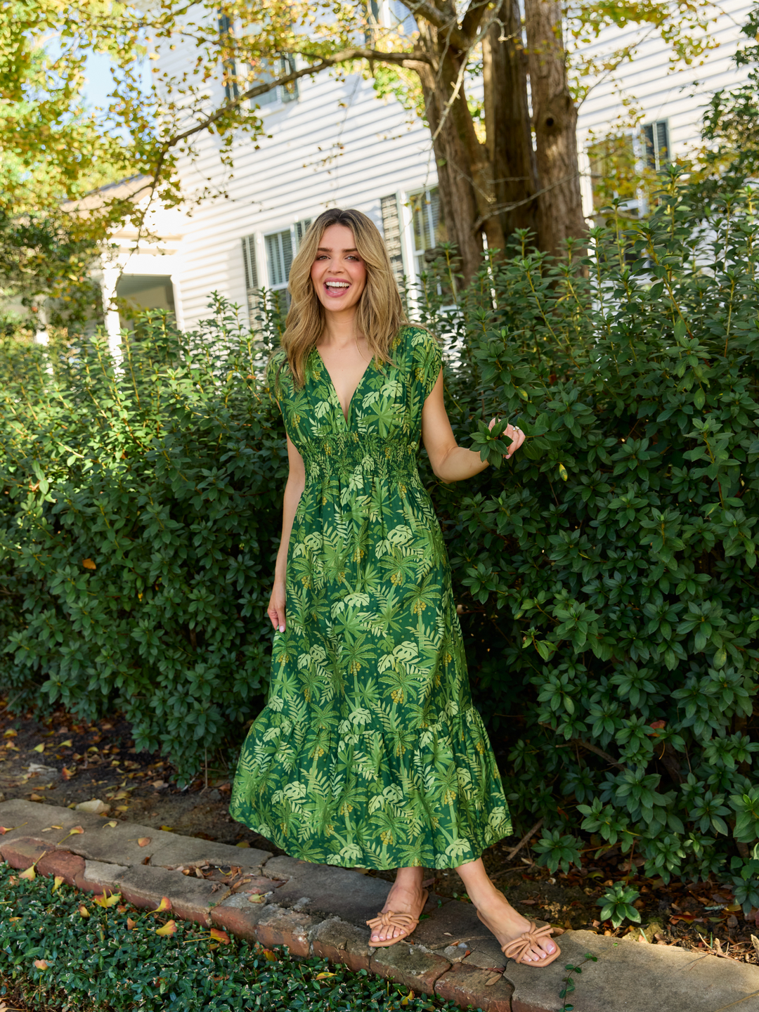 The Lauren Dress | Dark Green Palm Leaf