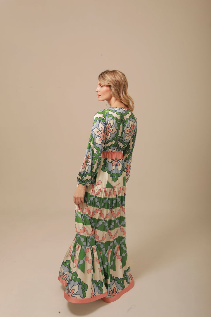 Lavi Dress Eva Dress in Multi Floral