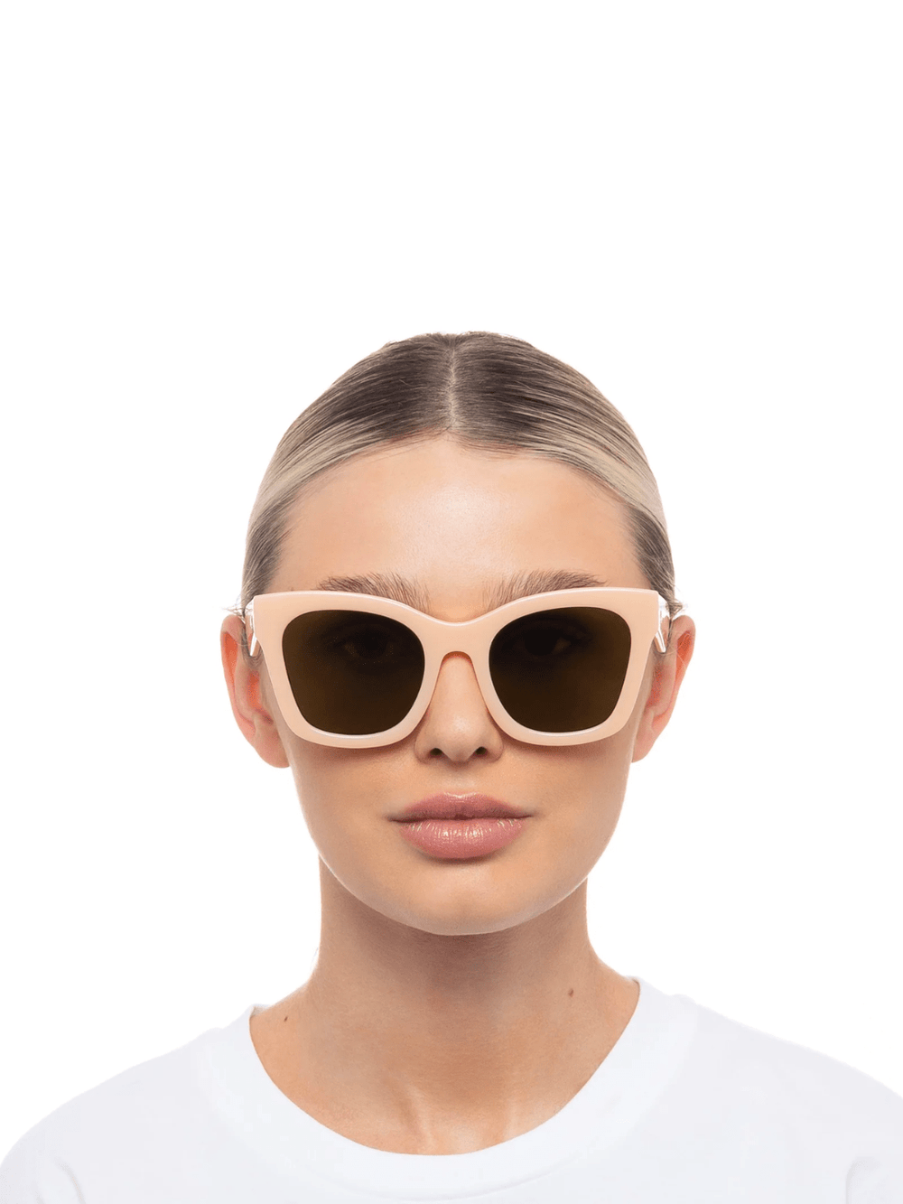 Le Specs Sunglasses Showstopper in Butterscotch