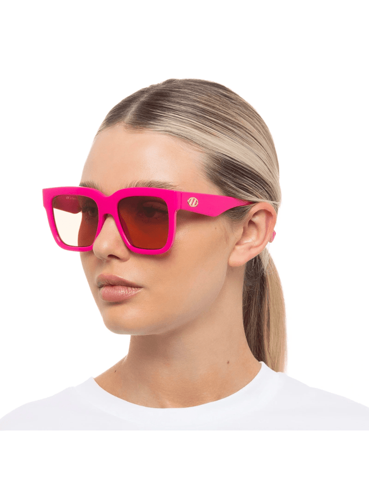 Le Specs Sunglasses Tradeoff in Hot Pink