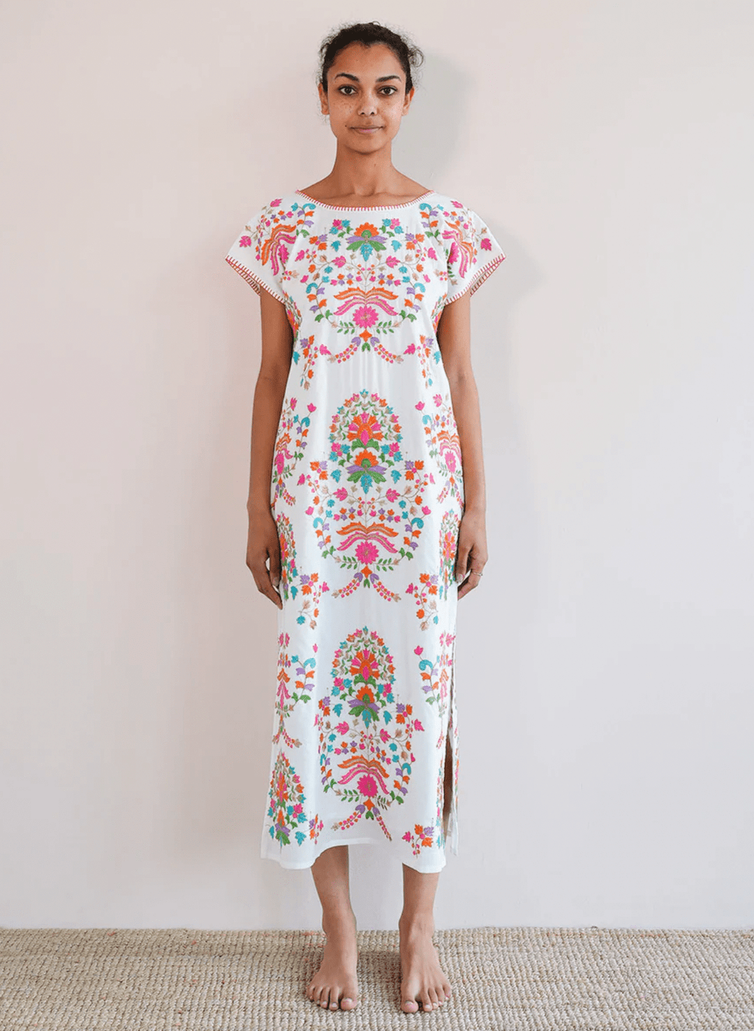 Nimo with Love Dress Malachite Kaftan in White / Golden Flowers Embroidery