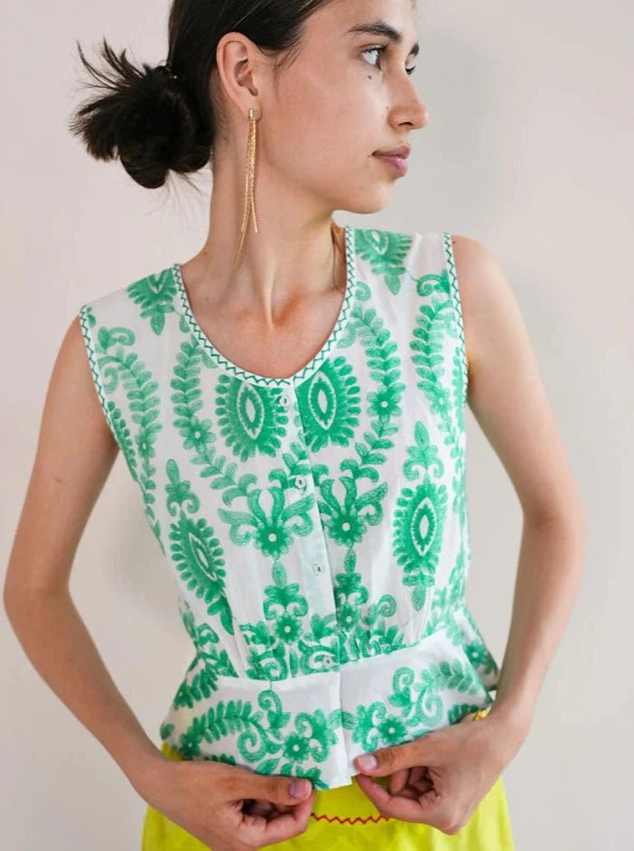 Nimo with Love Top Angelica Blouse in White/ Green Ornament Embroidery