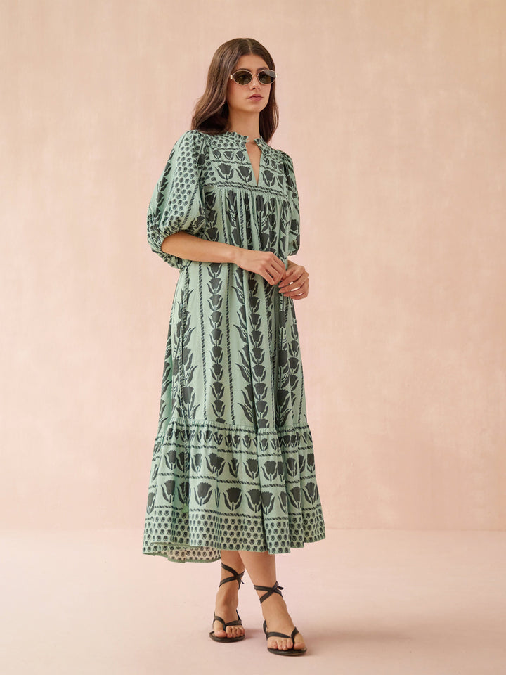 Omika Dress Wren Midi Dress in Reya Willow