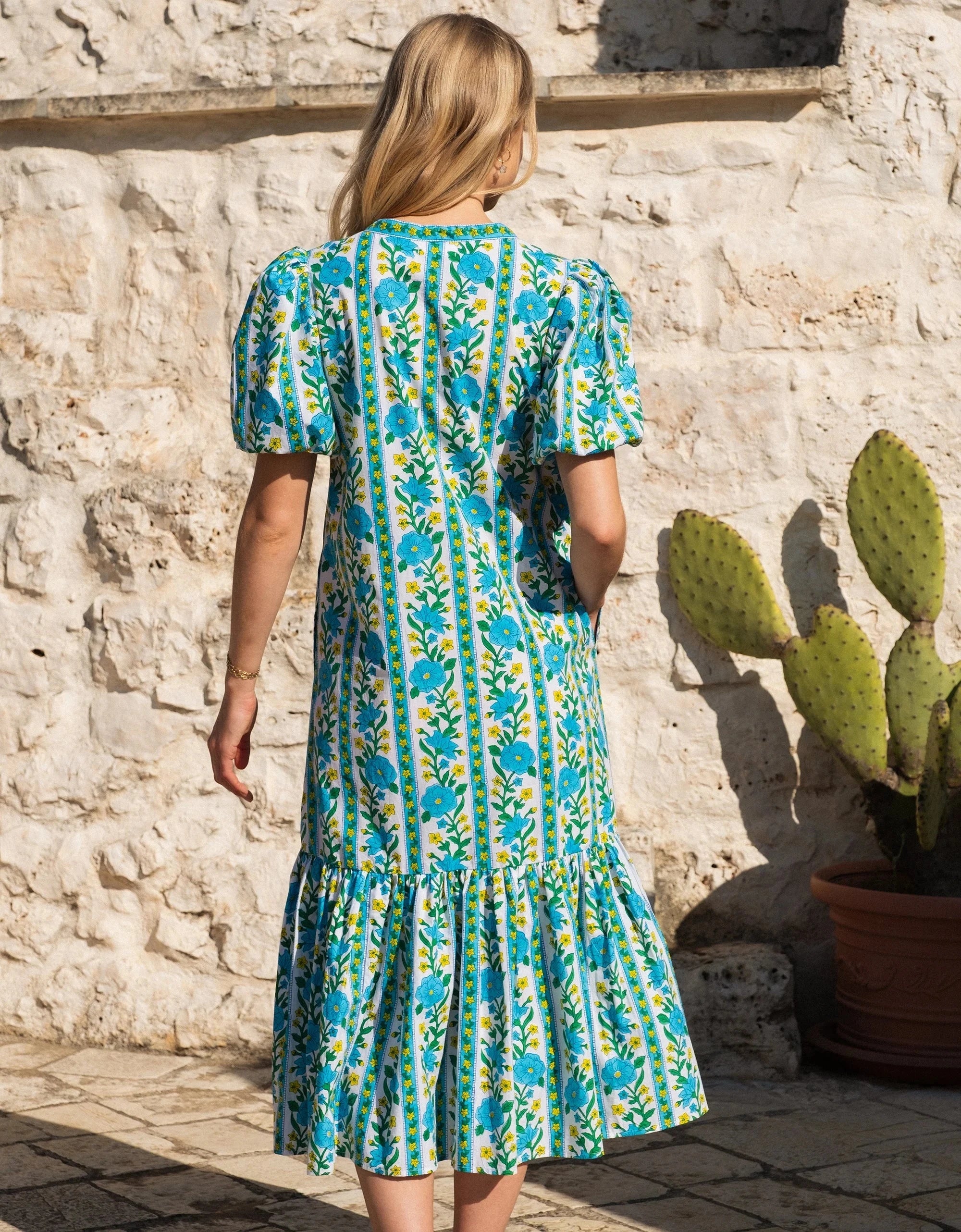 Daisy Dress in Hibiscus Border Large / Blue Daisy Dress in Hibiscus Border Large / Blue