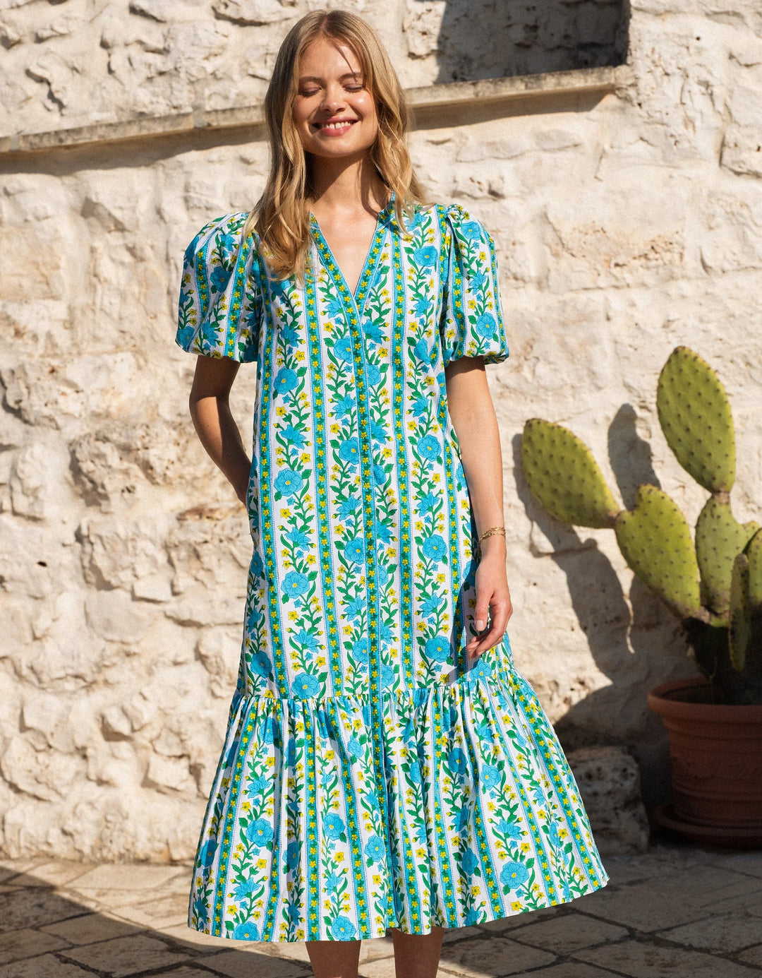 Daisy Dress in Hibiscus Border