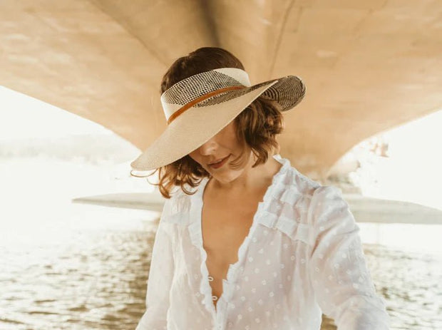 Freya Visor One Size Freya | Lupine Visor in Natural & Black