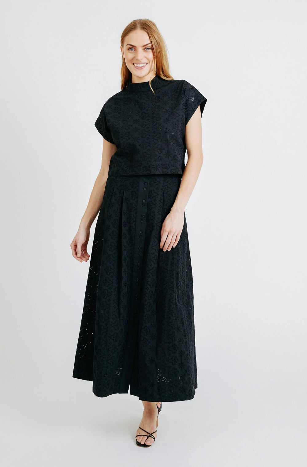 Mirth Apparel MIRTH Clothing | Lucerne Skirt in Black Eyelet
